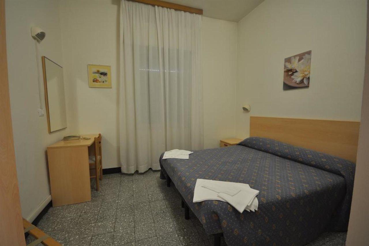 Hotel Roxy Floridiana Rimini Exterior foto
